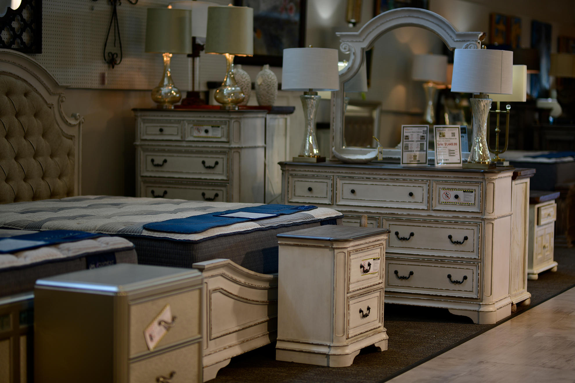 offerings of Home Furniture in Nederland, 