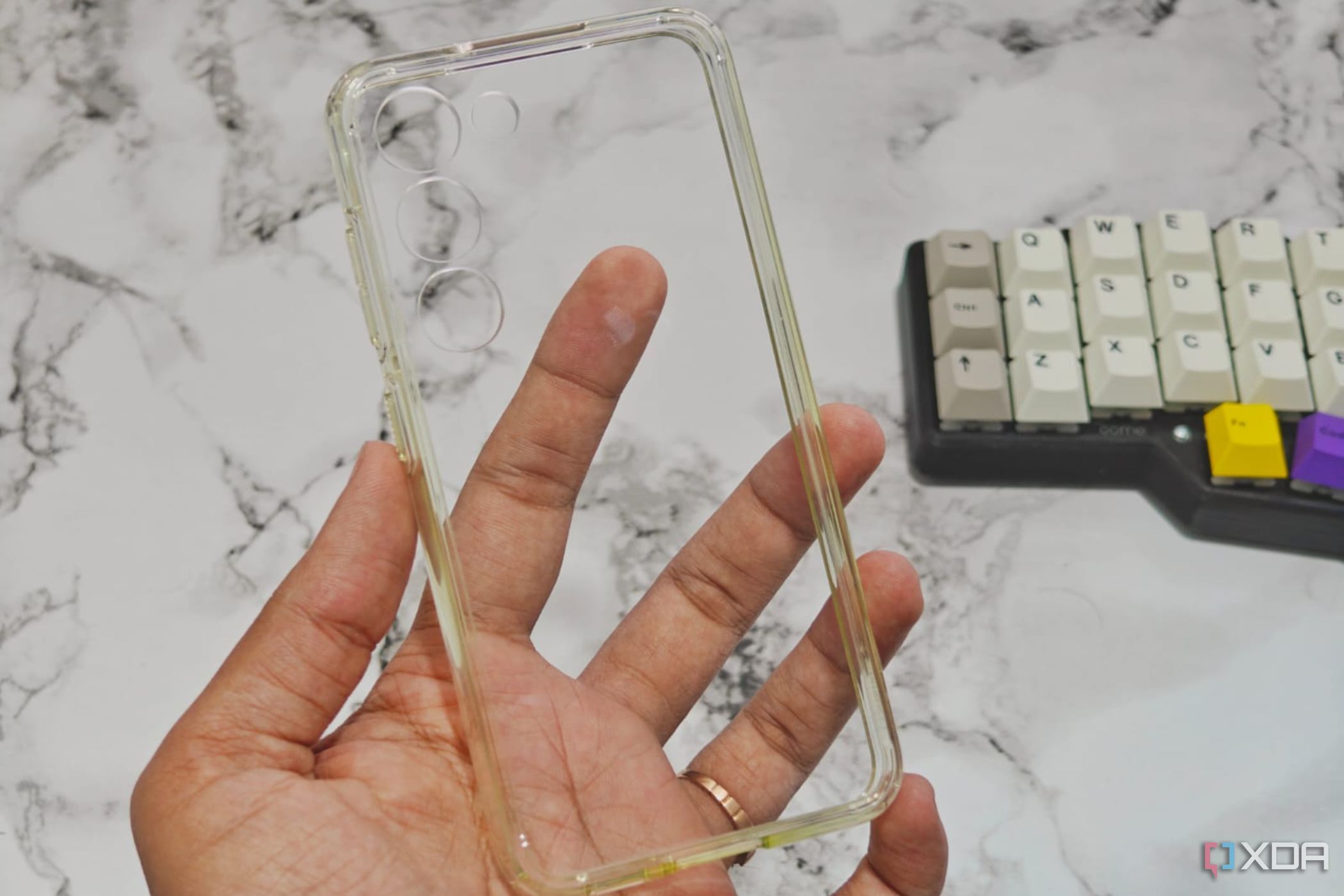 clear phone case turning yellow